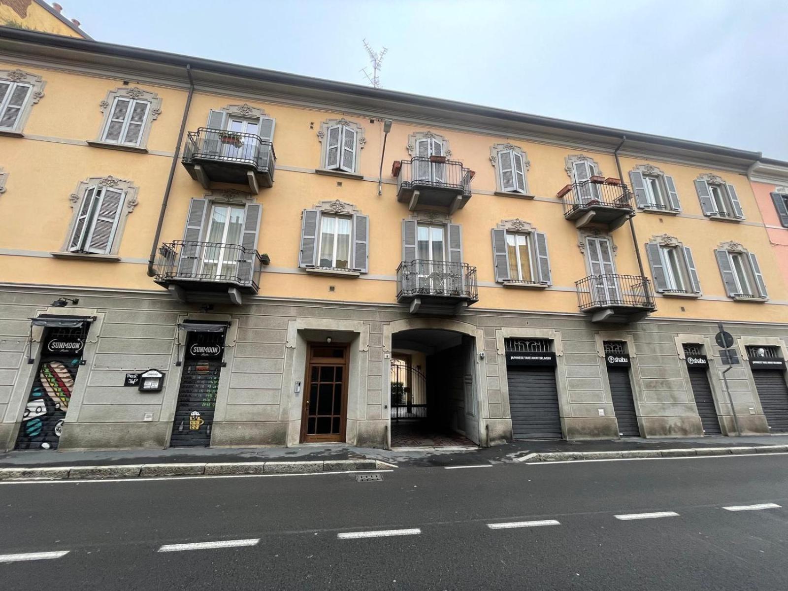 Gelsomino Appartamento Con Posto Auto Nel Centro Di Monza Dış mekan fotoğraf